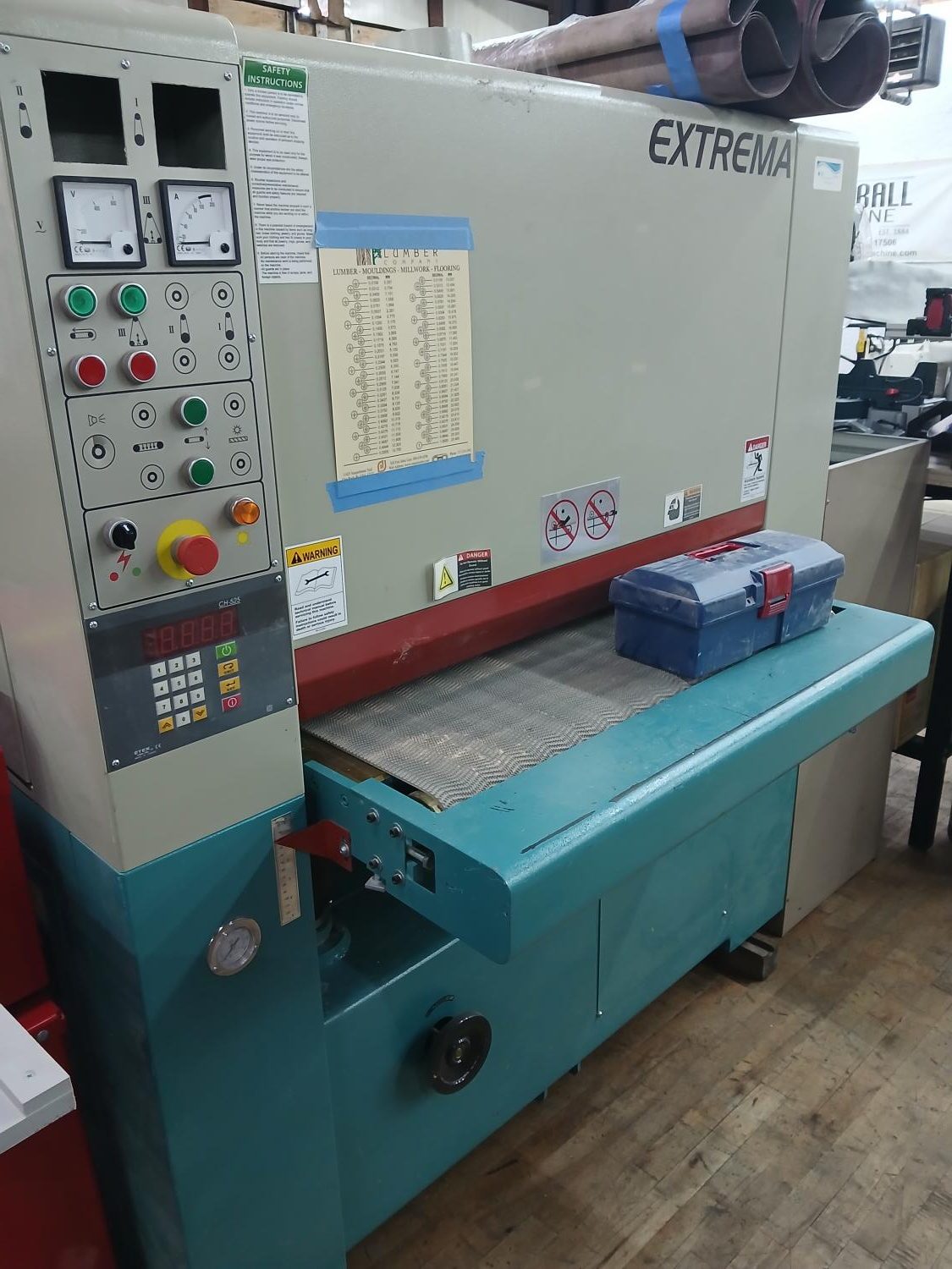 Extrema 37 Inch Wide Belt Sander Image
